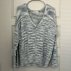 Madewell light weight woven v neck sweater oversized